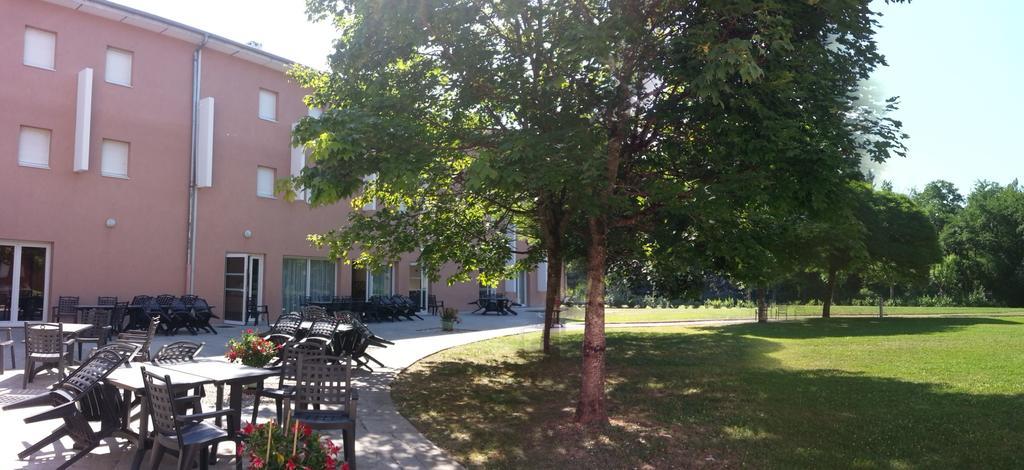 Hotel Vallee Bleue Montalieu-Vercieu Kültér fotó